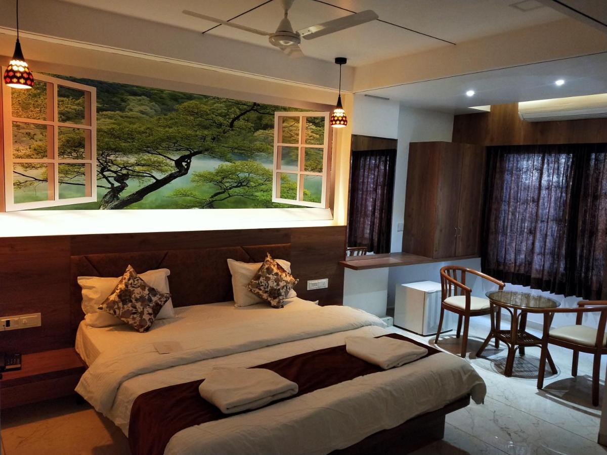 Hotel The Grand Piano - Best Business Hotel In Patan Εξωτερικό φωτογραφία