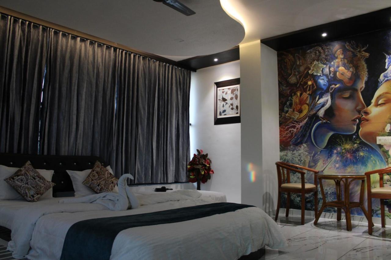 Hotel The Grand Piano - Best Business Hotel In Patan Εξωτερικό φωτογραφία