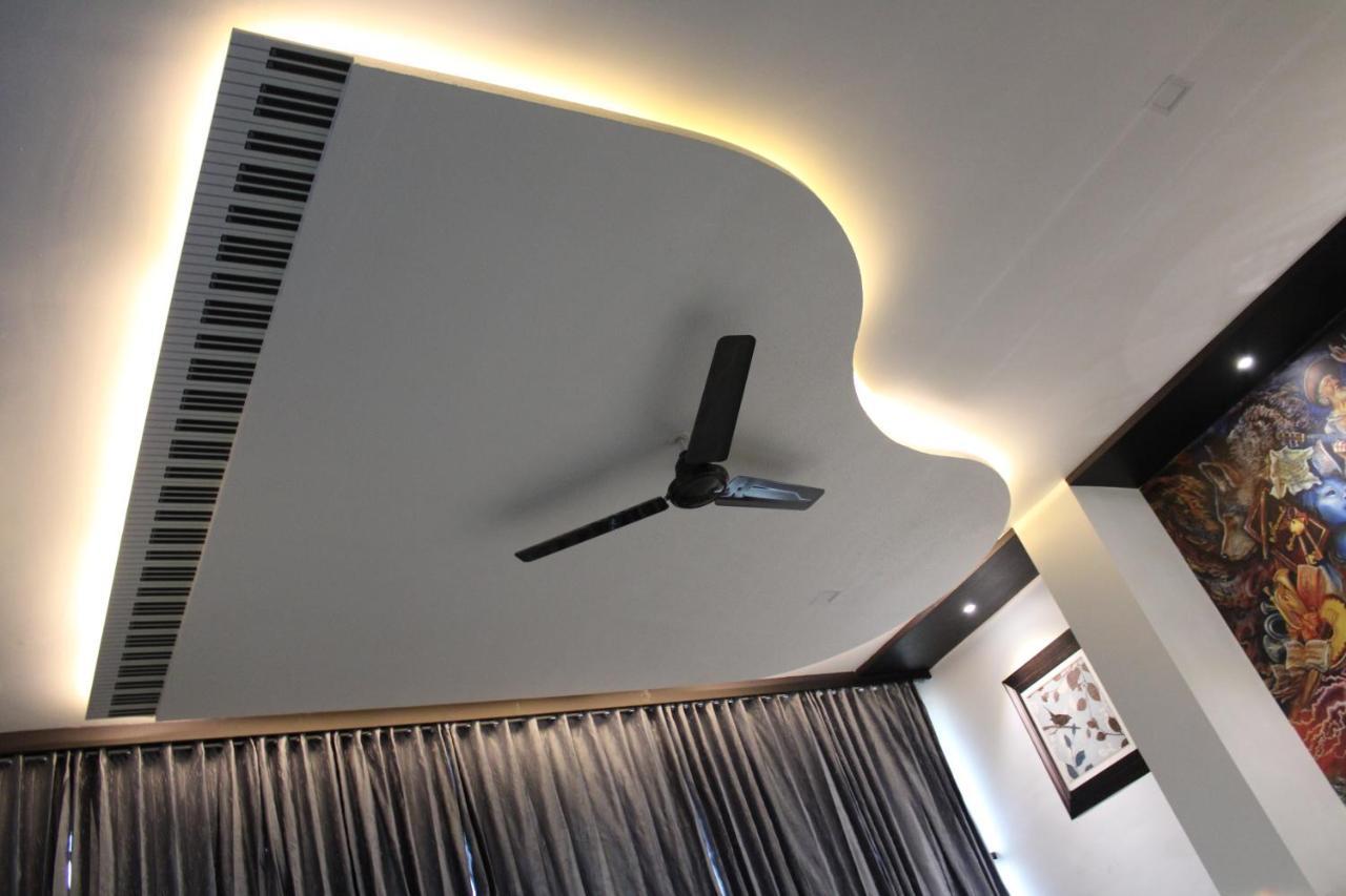 Hotel The Grand Piano - Best Business Hotel In Patan Εξωτερικό φωτογραφία