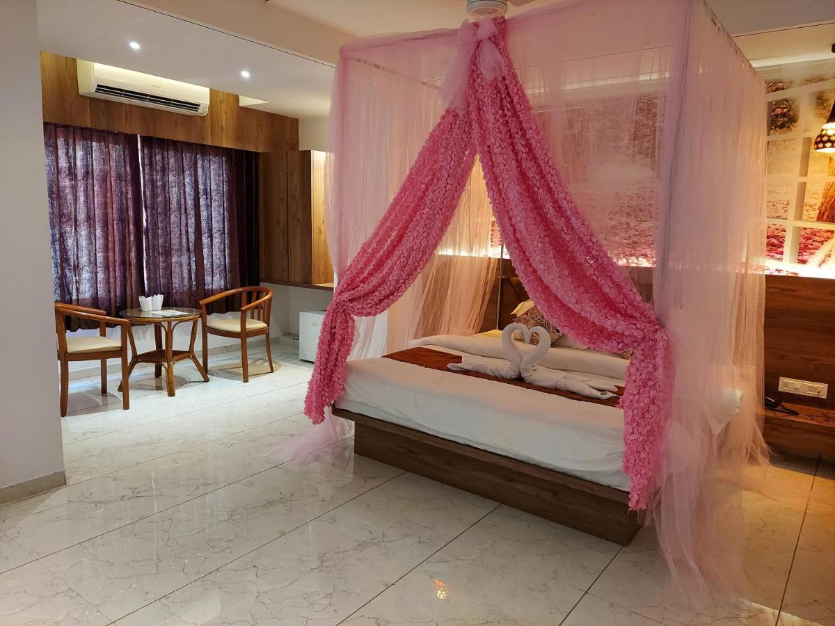 Hotel The Grand Piano - Best Business Hotel In Patan Εξωτερικό φωτογραφία